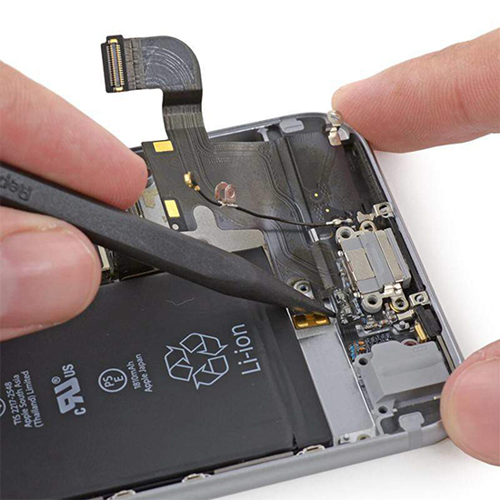 iPhone Şarj Soketi Değişimi